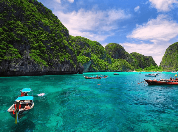 Snorkelling Phi Phi islands